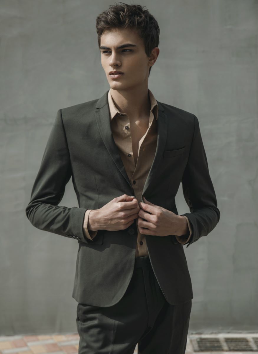 BRAVE MODELS - TIAGO RODRIGUES