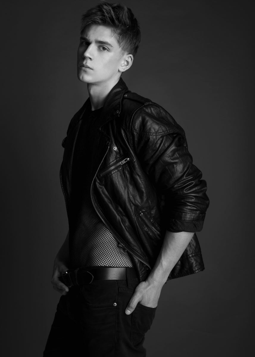 BRAVE MODELS - NICHOLAS BART