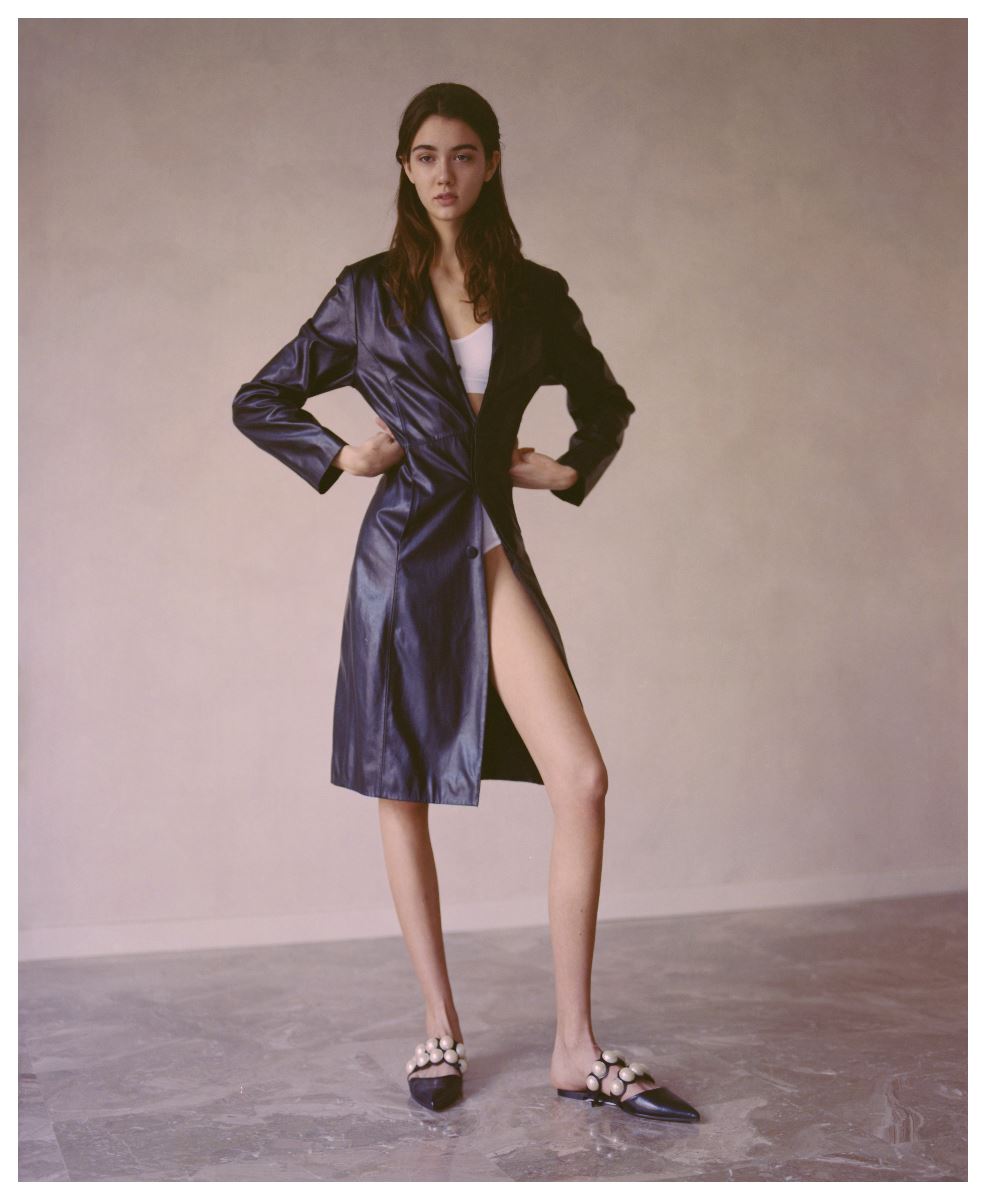 BRAVE MODELS ASHLEY FLOWERS