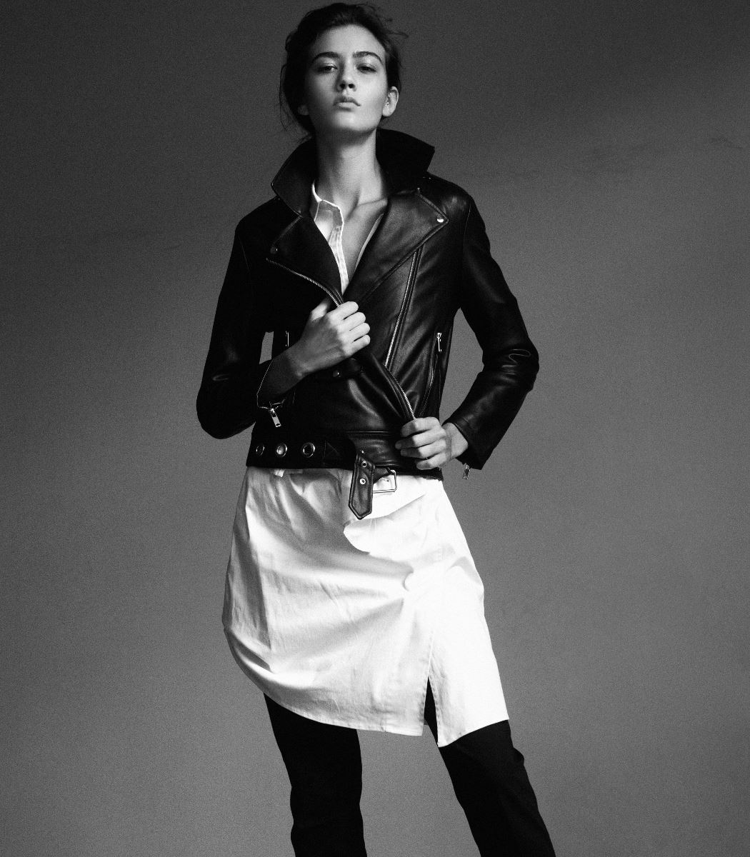 BRAVE MODELS ASHLEY FLOWERS