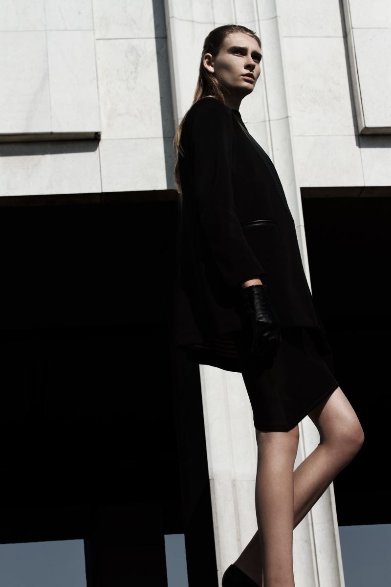 BRAVE MODELS ELENA ZINCHENKO