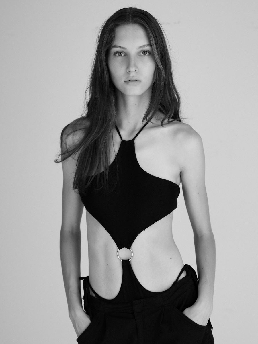 BRAVE MODELS - CLAUDIA CAMPANA